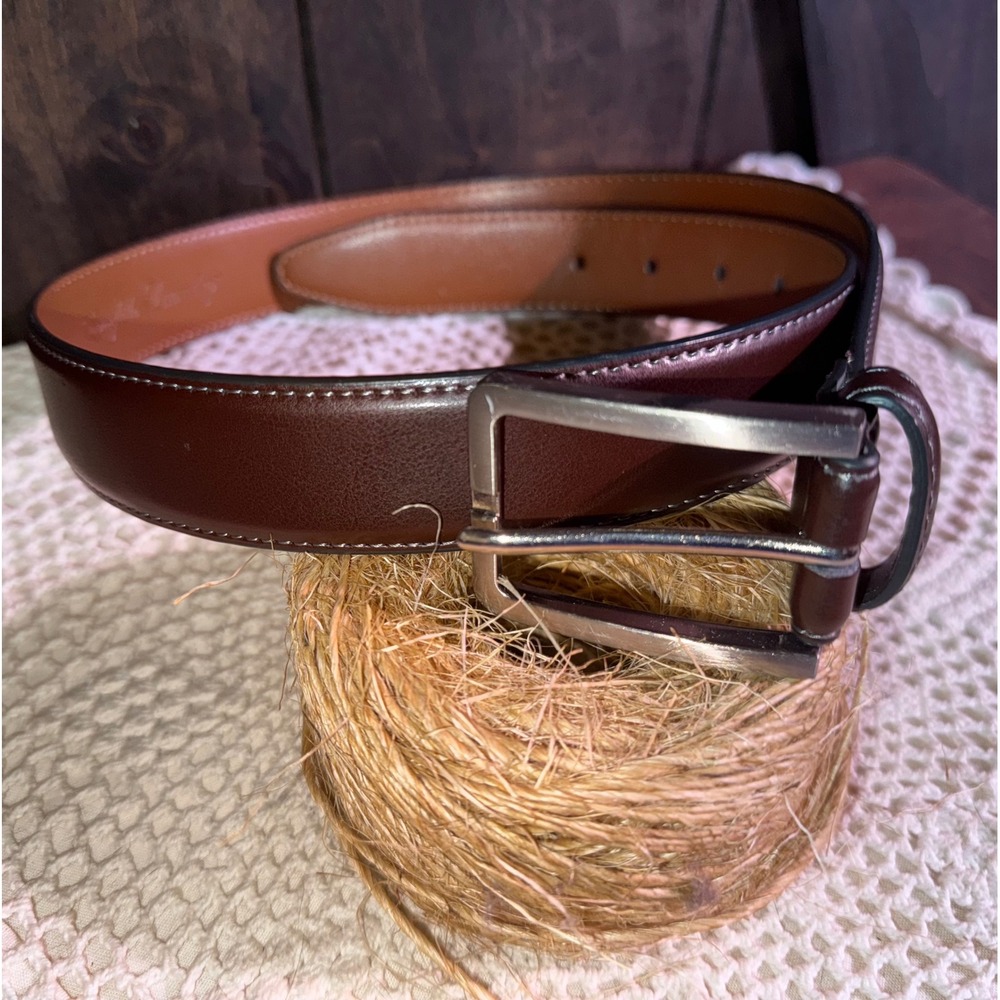 English Laundry Genuine Leather Belt Size 32 Brown‎ Silver Buckle